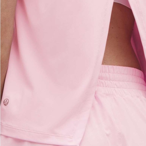 2025💎Lululemon Pace Crush Cross-Back Graphic Tank Top
Pink Organza Large 17”ptp - Picture 3 of 7